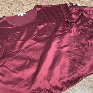 WORN ONCE BB Dakota Deep Red Satin Pajama Set Large